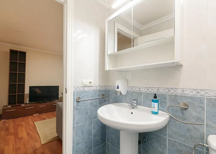 Comodidad Urbana By *